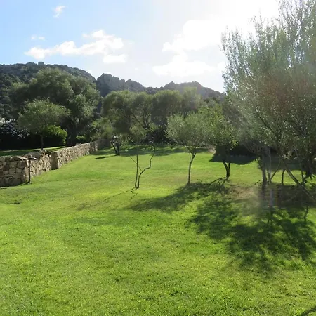 Spartaco Eco Retreat San Pantaleo 4*