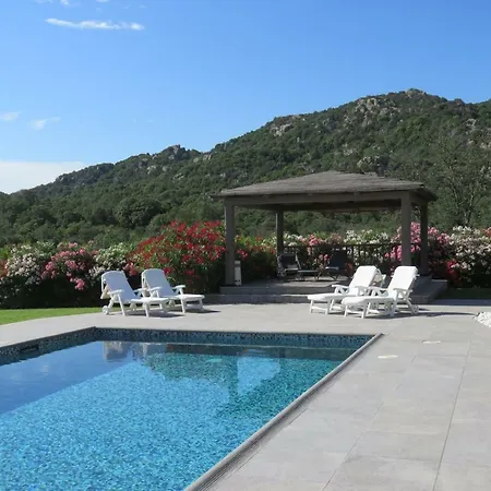 بيت ضيافة Spartaco Eco Retreat San Pantaleo Sole Ruiu