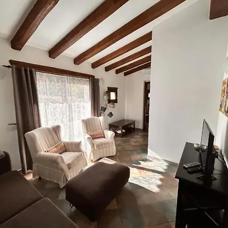 Spartaco Eco Retreat San Pantaleo ゲストハウス 4*