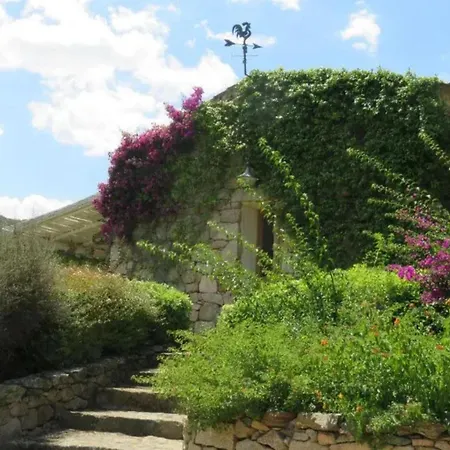 Spartaco Eco Retreat San Pantaleo Sole Ruiu