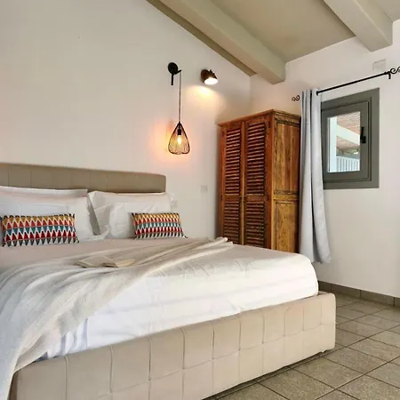 ゲストハウス Spartaco Eco Retreat San Pantaleo