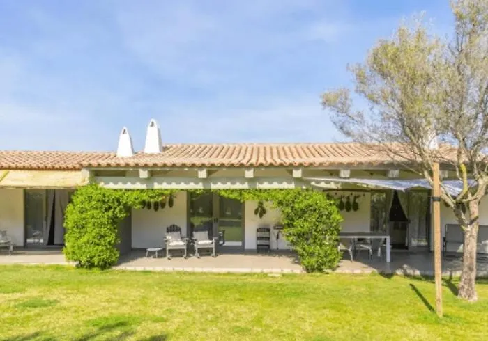 Guest house Spartaco Eco Retreat San Pantaleo 4*